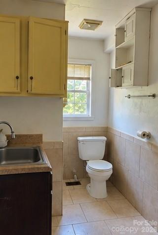 3308 Sutton Dr, Charlotte, NC 28216