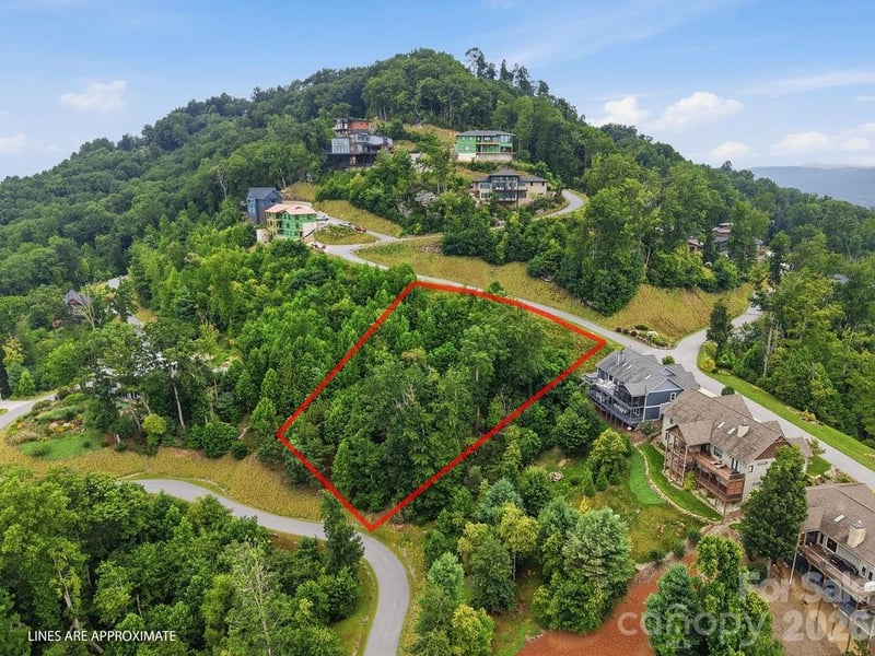21 Marble Heights Trl, Hendersonville, NC 28791
