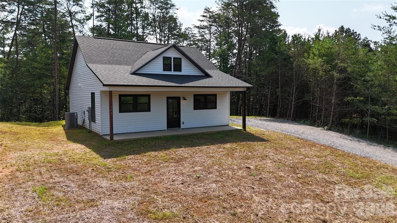 120 Dog Star Ln, Alexander, NC 28701