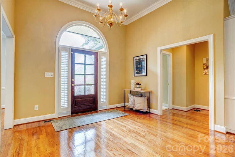 1152 N Windsor Dr, Kannapolis, NC 28081
