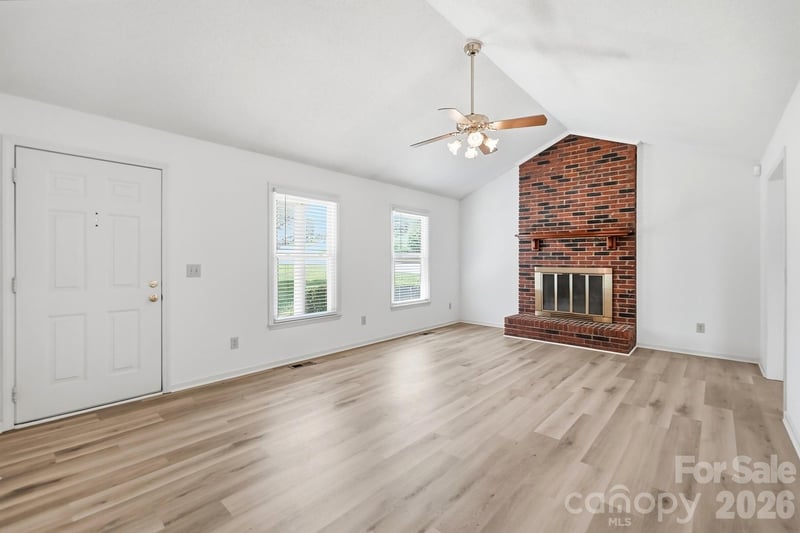 2050 Brownstone Ct, Gastonia, NC 28054