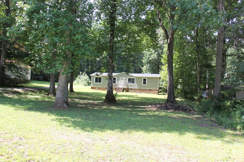 177 Hallmark Estates Dr, Statesville, NC 28625