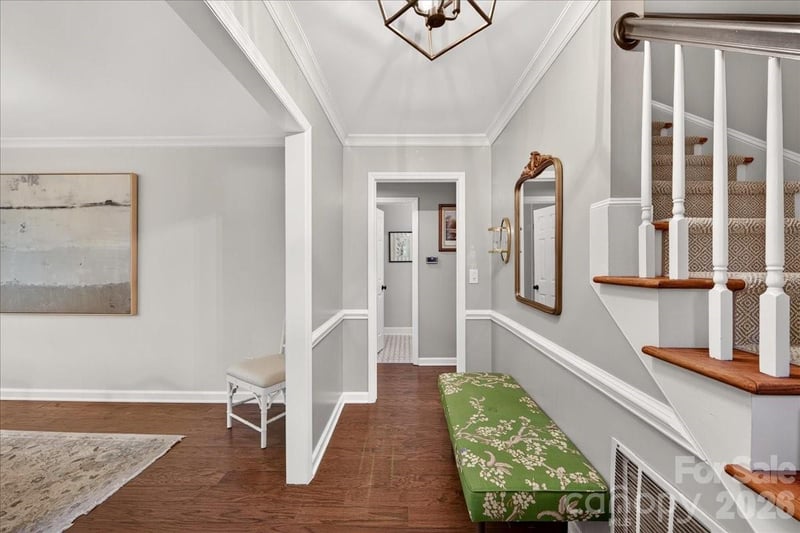 401 Kingsley Dr, Charlotte, NC 28270