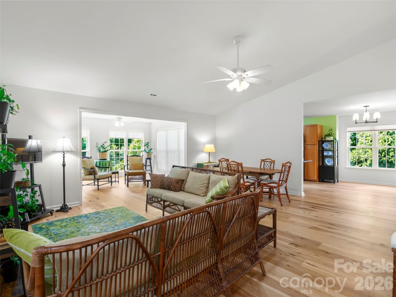 54 English Oak Rd, Fletcher, NC 28732