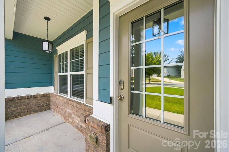 208 Clauser Rd S, Mount Holly, NC 28120
