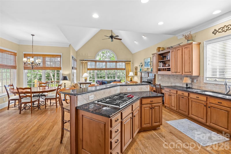 3401 Maryhurst Ln, Charlotte, NC 28226