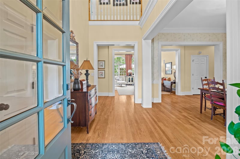 3401 Maryhurst Ln, Charlotte, NC 28226