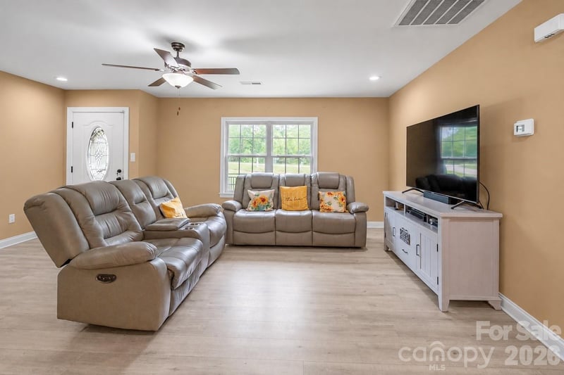 3604 Gold Mine Hw, Kershaw, SC 29067