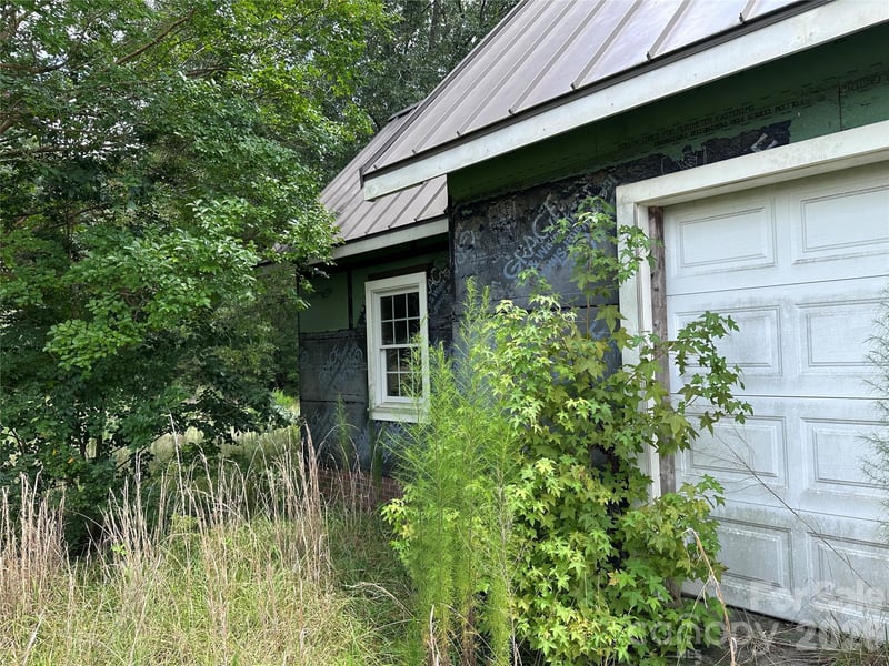 2081 Cane Mill Rd, Lancaster, SC 29720
