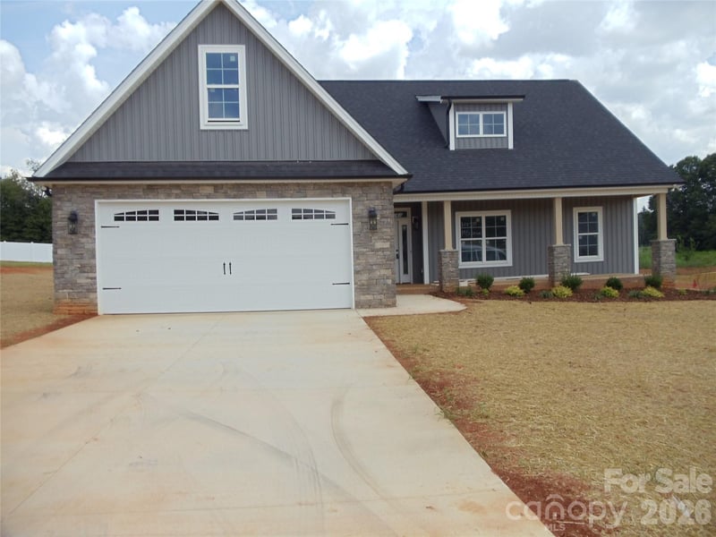 155 Southern Oaks Ln, Salisbury, NC 28147