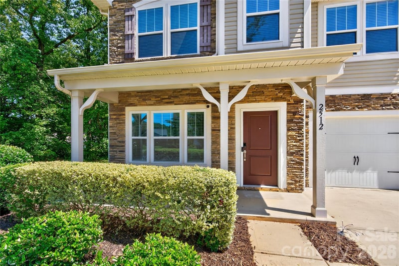 2512 Viburnum Ct, Charlotte, NC 28215