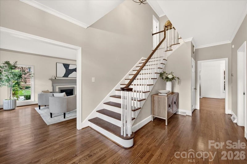 2349 Thetford Ct, Charlotte, NC 28211