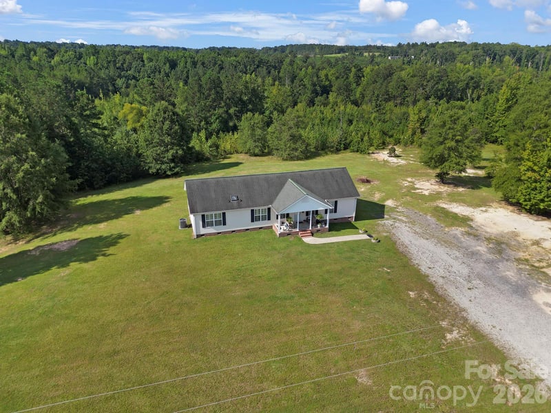 1915 Beach Ln, Heath Springs, SC 29058