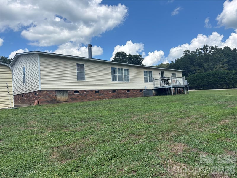 3557 Gladden Dr, Lincolnton, NC 28092