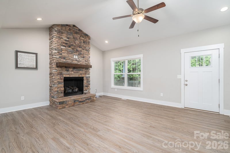 511 Carter Trl, Lincolnton, NC 28092