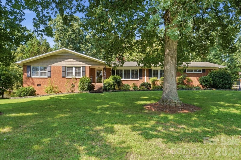 3282 Woodchuck Dr, Kannapolis, NC 28081