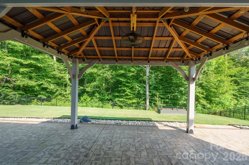 111 Lambeth Loop, Mooresville, NC 28115