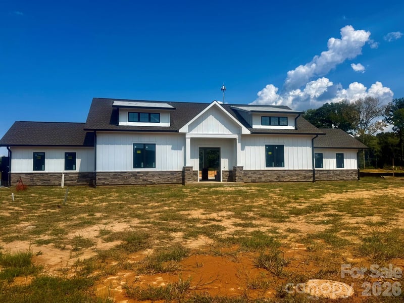 4494 Blue Mound Ct, Stanley, NC 28164
