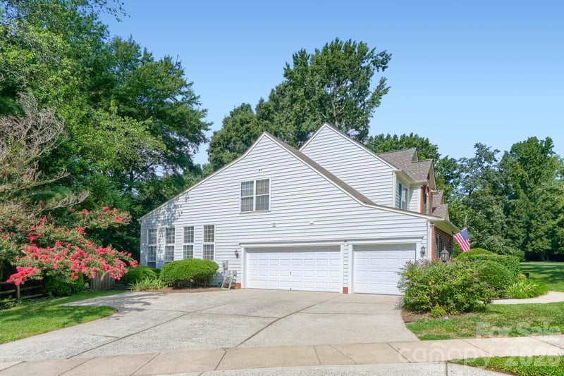 10808 Pomerane Pl, Charlotte, NC 28277
