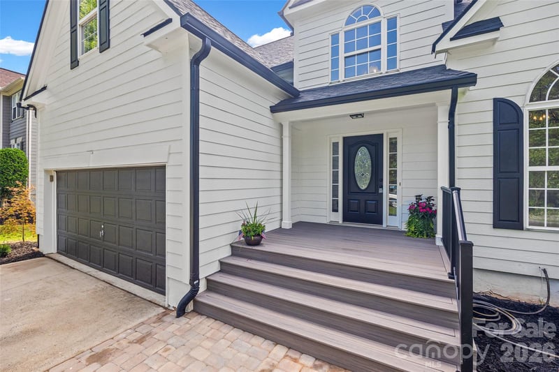 14107 Pine Harbor Rd, Charlotte, NC 28278