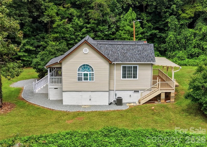 910 Hopewell Church Rd, Catawba, NC 28609