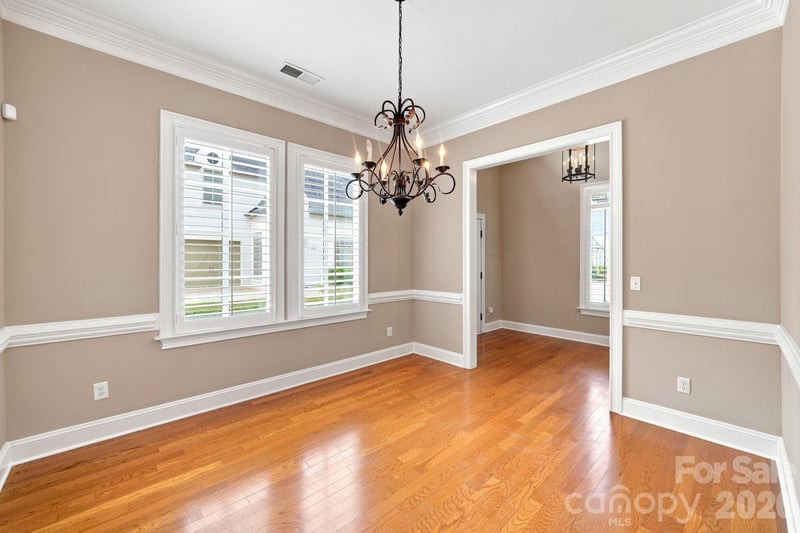 8813 Provence Village Ln, Charlotte, NC 28226