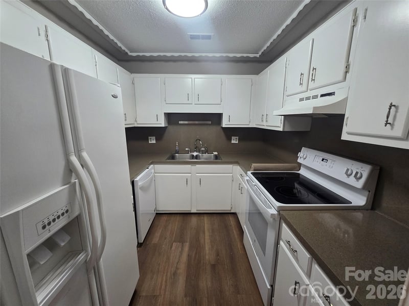 247 Country Club Dr NE #6, Concord, NC 28025