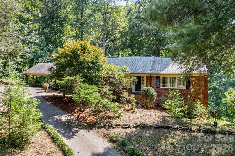 165 Cherokee Rd, Asheville, NC 28804