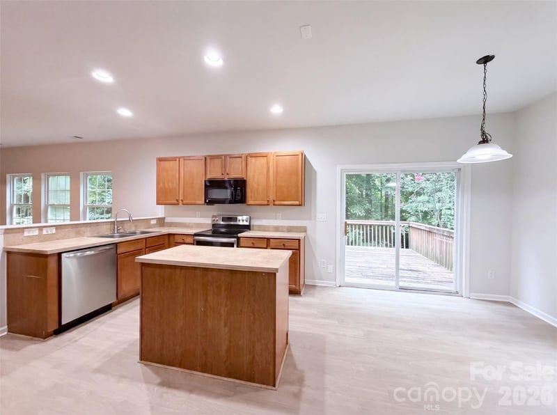 127 Edgington St, Mooresville, NC 28115
