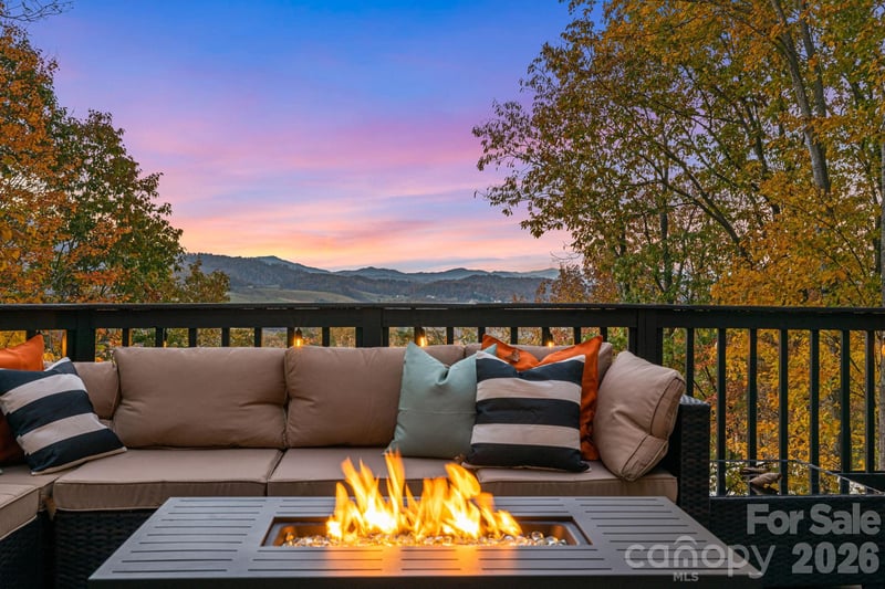 185 Blossom Rg, Leicester, NC 28748