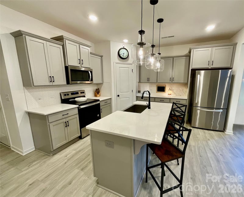 11009 Pagebrook Ln, Charlotte, NC 28214