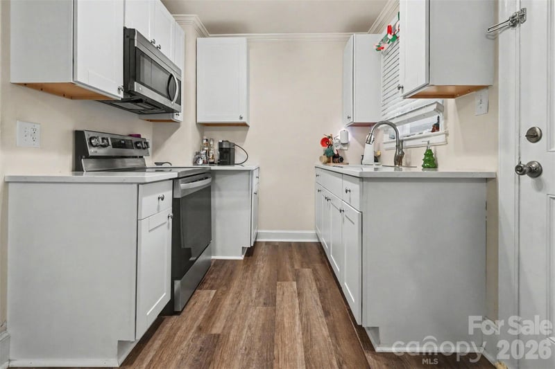 405 Killian Ave, Mount Holly, NC 28120