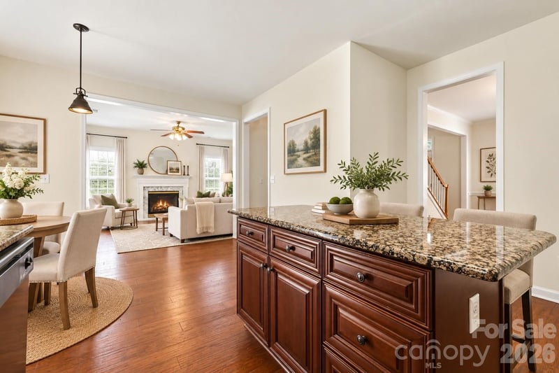 11938 Harmon Ln, Pineville, NC 28134
