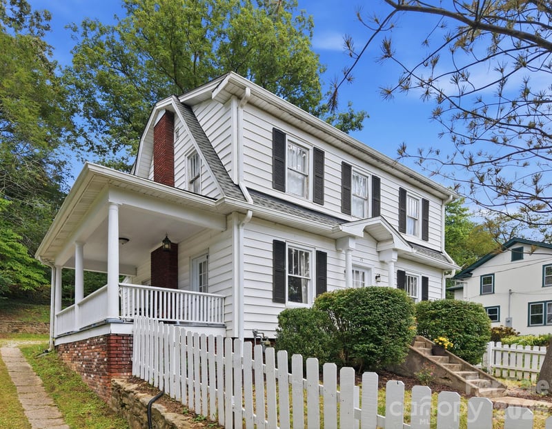 45 Woodvale Ave, Asheville, NC 28804