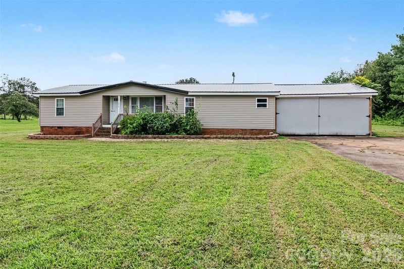 599 Scotts Creek Rd, Statesville, NC 28625