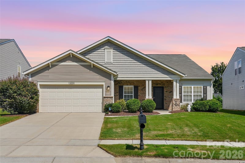 13201 Ferguson Forest Dr, Charlotte, NC 28273