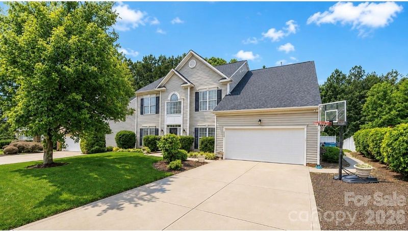 2435 Smith Cove Rd, Denver, NC 28037