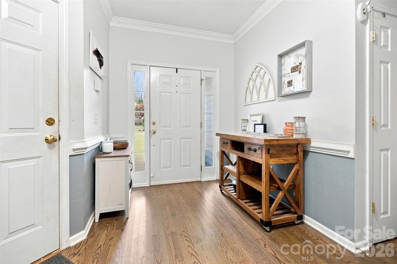 439 Glencrest Dr, Stanley, NC 28164
