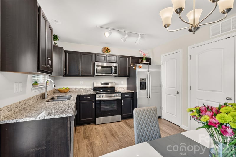 1425 Springdale Rd, Lancaster, SC 29720