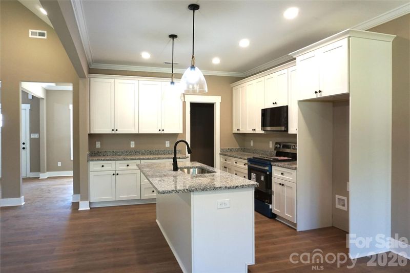 989 Rhyne Rd, Clover, SC 29710