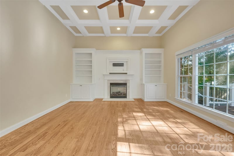 4995 Rea Rd, Charlotte, NC 28226