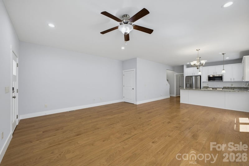 25 Gratitude Dr, Asheville, NC 28806