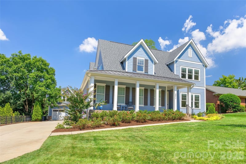 2511 Tower Ct, Charlotte, NC 28209