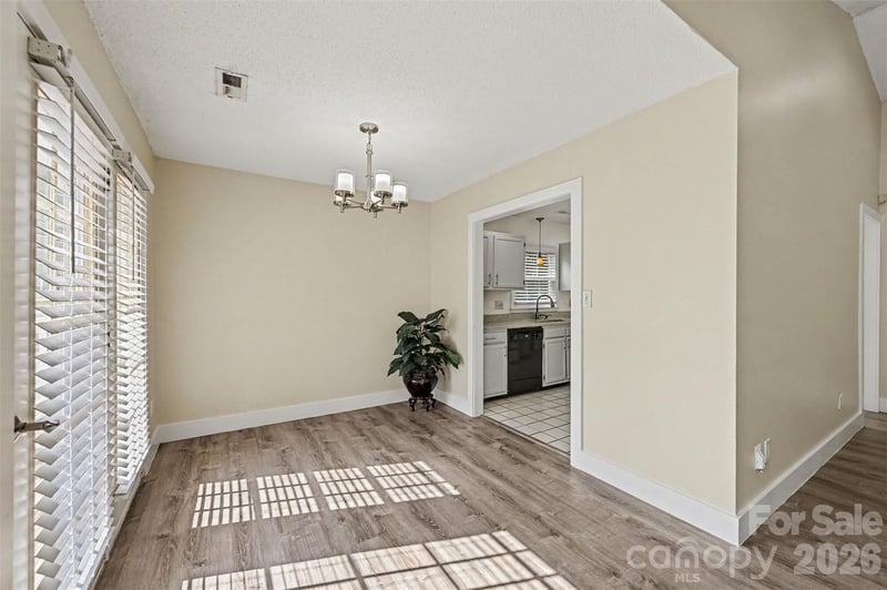 10117 Crayton Dr, Charlotte, NC 28269