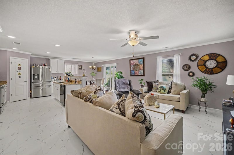 3903 Rosfield Dr, Charlotte, NC 28214