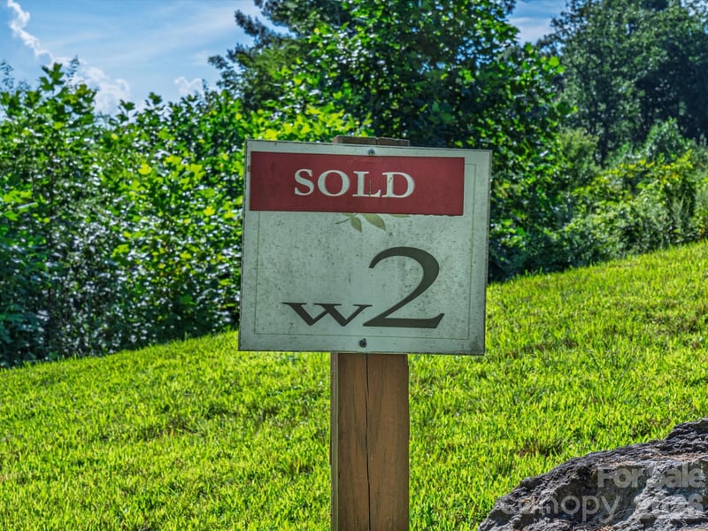 52 Lemongrass Trl, Hendersonville, NC 28791