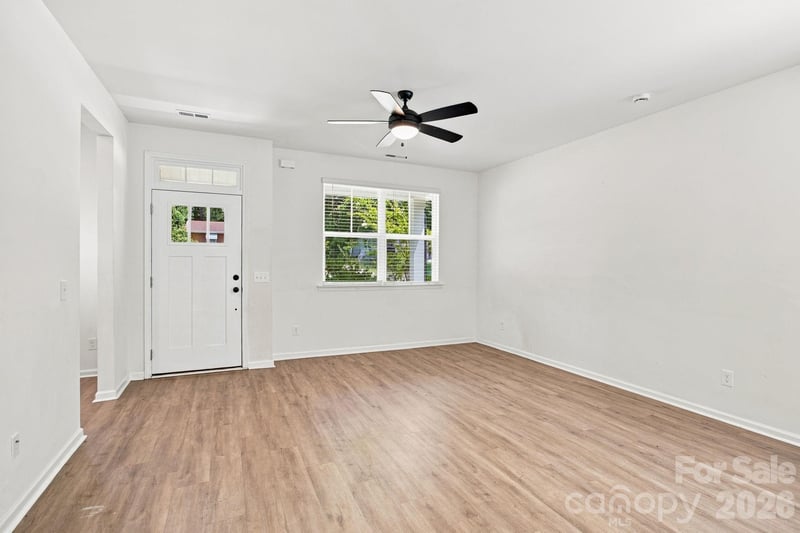 1812 Purser Dr, Charlotte, NC 28215