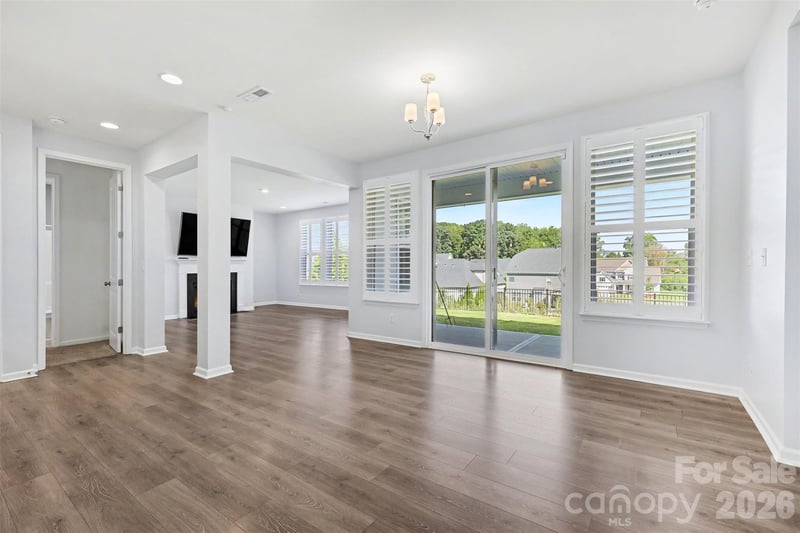 8017 Creek Park Dr, Denver, NC 28037