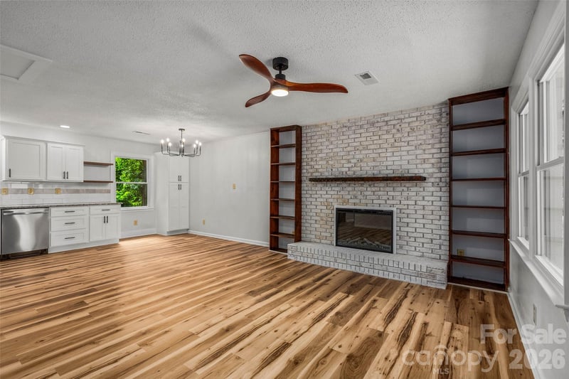 248 Harriet Ln, Statesville, NC 28625