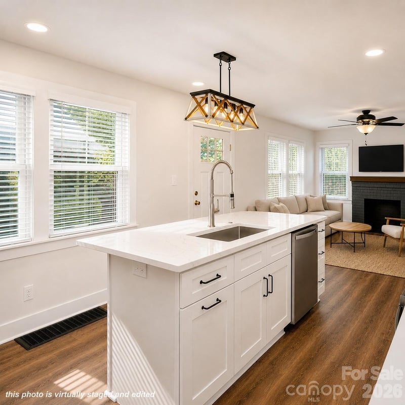 2104 St Mark St, Charlotte, NC 28216